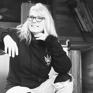 Meet your Posher, Jan